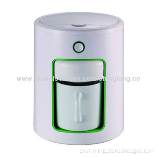 Espresso coffee maker in compact size with boiler and pump and with 2 interchangeable filter